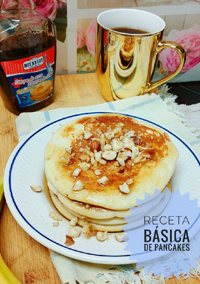 Una foto de Receta Básica de Pancakes