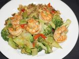 Camarones salteados con brócoli y salsa de ostra