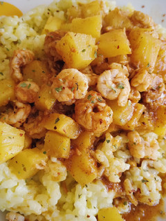 Una foto de Arroz con gambas cajún