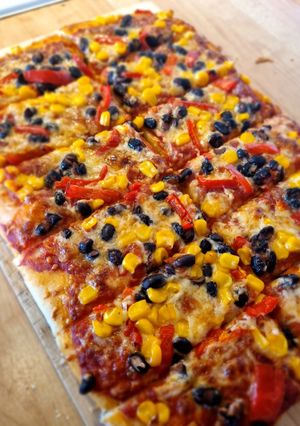 A picture of Vegetarian taco pizza.