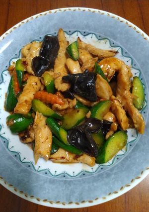 香煎嫩雞小黃瓜 的食譜成品照片