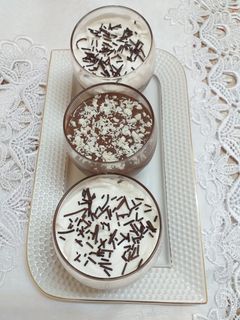 صورة لوصفة تحلية رائعة بذوقين شوكو فانيلا🍧