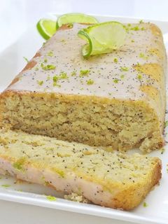 Una foto de Pastel de limón sin huevos y sin leche