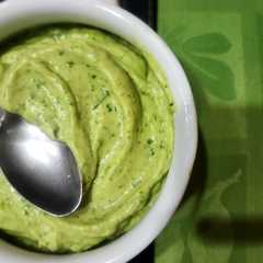 Una foto de Salsa de Palta y Yogurt