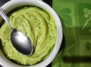 Una foto de Salsa de Palta y Yogurt