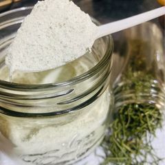 A picture of Rosemary Salt.