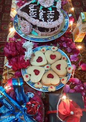 A picture of Jam hearts cookies.