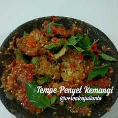 รูปของ Tempe penyet kemangi