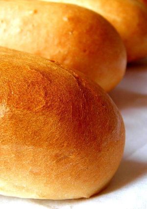 Egyszerű szendvicskenyér recept fotója