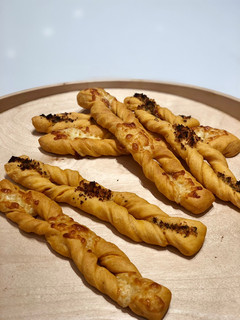 Foto resep Tomato Twist Bread