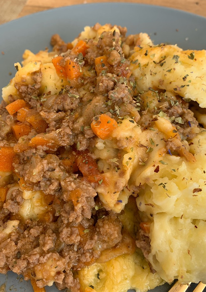 Una foto de Pastel de patata y carne a la cerveza