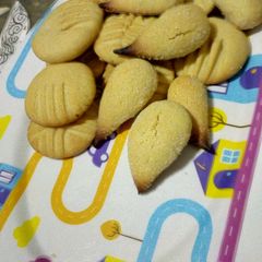 A picture of Butter cookies.