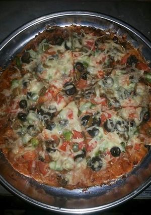 صورة لوصفة بيتزا 🍕🍕 بعجينة عجيبة