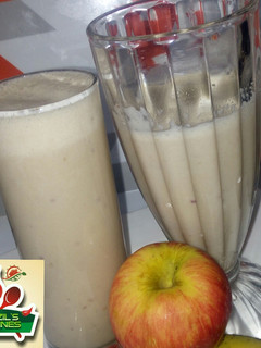 A picture of Apple banana smoothie.
