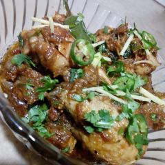 A picture of Chicken Karahi.