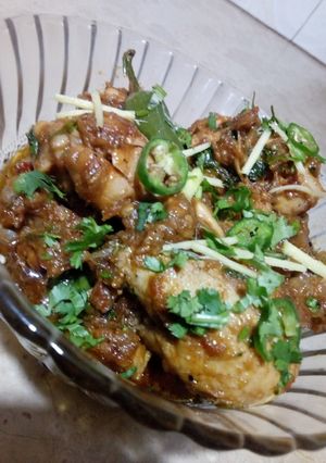 A picture of Chicken Karahi.