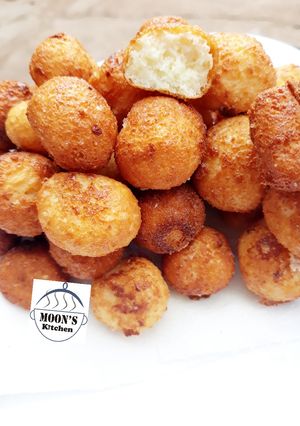 A picture of Coconut gullisuwa.