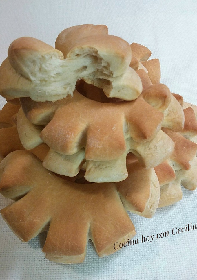 Una foto de Pan cremona con mantequilla