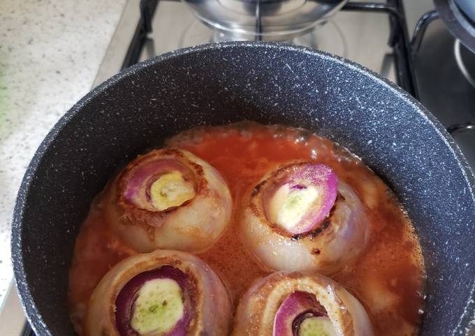 Turnip stuffed with meat