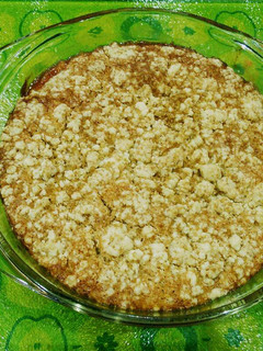 A picture of Rhubarb and Apple Crumble.