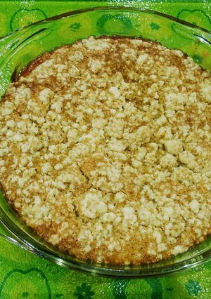A picture of Rhubarb and Apple Crumble.