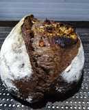 Pan de cacao con nueces y chocolate (masa madre)