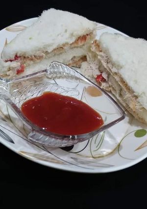 A picture of Club sendwich.