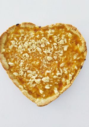 Foto di Crostata sbrisolona con marmellata Hero Light alle pesche