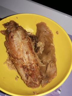 A picture of Moi Moi and Fried Turkey.