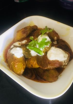 A picture of Padwal with dahi and poshto.