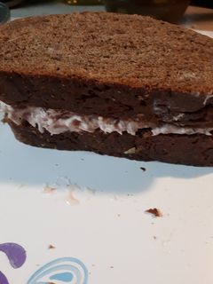 A picture of Tuna on Molasses Bread.