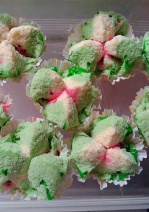 Foto resep Bolu Kukus Mekar Merekah (Bolu Semangka)