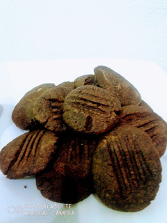 A picture of Chocolate cookies.