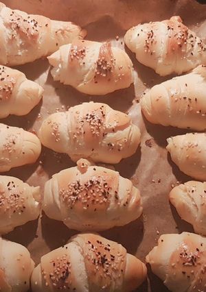 صورة لوصفة كرواسون بالجبنه 🥐🥐