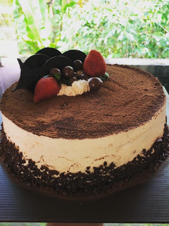 Foto resep Tiramisu cream cheese birthday cake