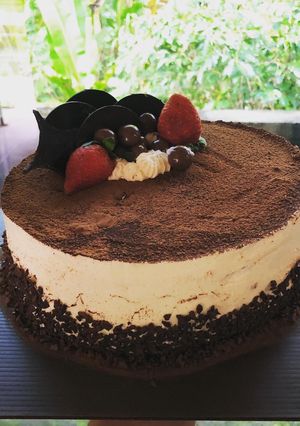 Foto resep Tiramisu cream cheese birthday cake