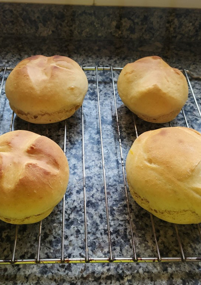 Una foto de Pan casero (molletes)
