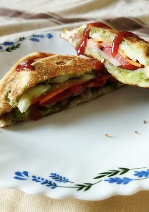 A picture of Vegetable sandwich.