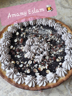 صورة لوصفة تارت بصوص الشوكولاته والكريم شانتيه بالشوكولاتة 🍫
