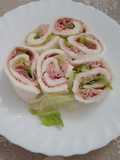 Rotolo di mozzarella farcito