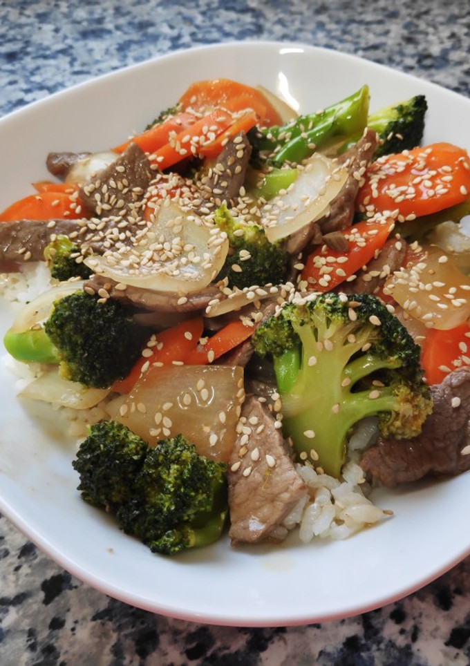 Una foto de Salteado de Ternera con verduras