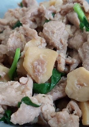 รูปของ ผัดหมูเห็ดออรินจิ