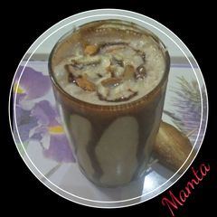 A picture of Chocolaty Chickoo milk shake.
