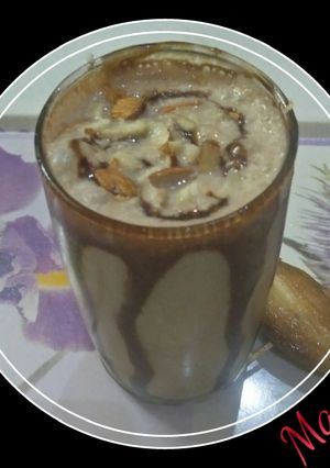 A picture of Chocolaty Chickoo milk shake.
