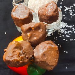 A picture of Coconut with choco ball.