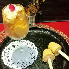 A picture of Mango Ice-Cream.