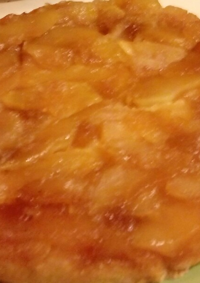 Una foto de Tarta invertida de manzana