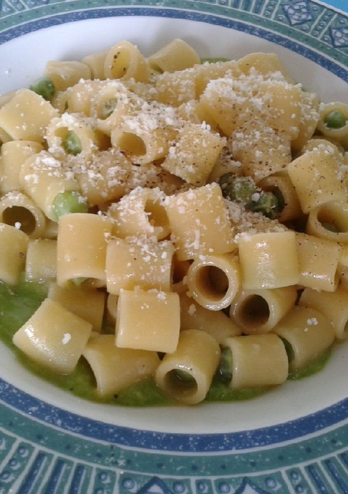 Foto di Pasta e piselli risottata