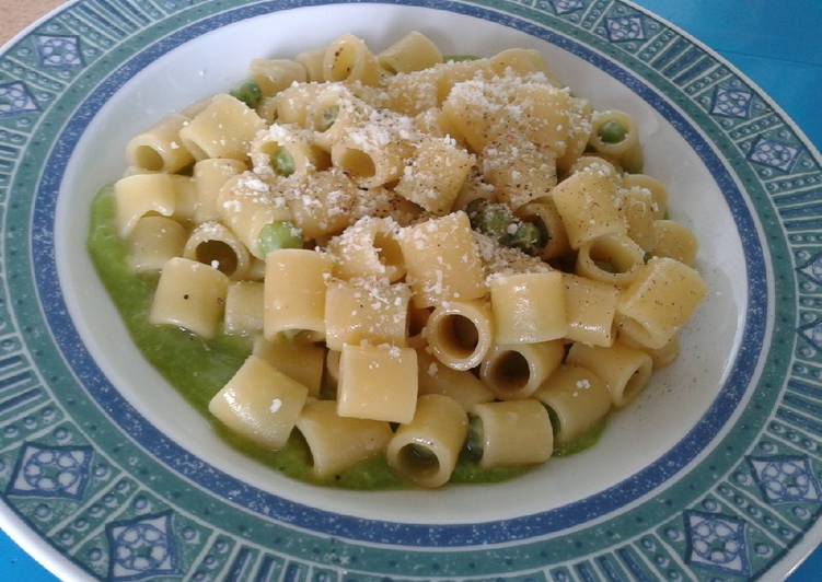 Pasta e piselli risottata