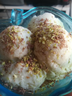 Foto principal de Helado saludable de melón y pistachos 🍨